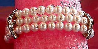a beautiful vintage costume jewelry bridal necklaces