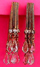 a beautiful vintage costume jewelry earrings unsigned
