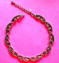 a beautiful vintage costume bridal jewelry necklace Unsigned