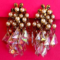 a beautiful vintage costume jewelry Juliana earrings unsigned