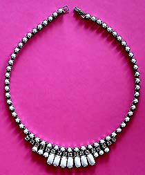 a beautiful vintage costume jewelry Juliana earrings unsigned