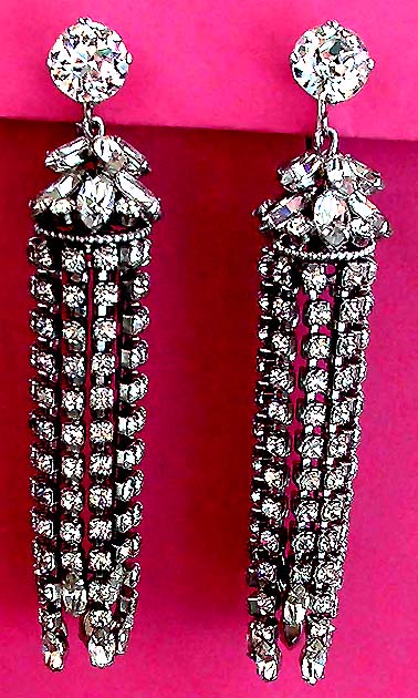 a beautiful vintage costume jewelry bridal necklaces
