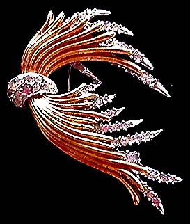 a beautiful vintage costume jewelry brooch unsigned
