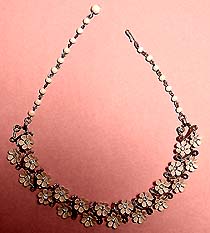 a beautiful vintage costume jewelry Juliana earrings unsigned