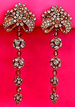 a beautiful vintage costume jewelry bridal necklaces