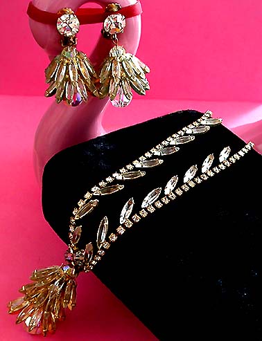 a beautiful vintage costume jewelry bridal necklaces