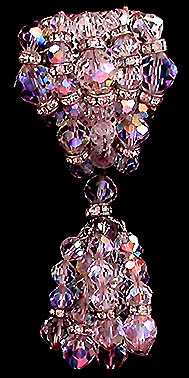 a beautiful vintage costume jewelry brooch pin