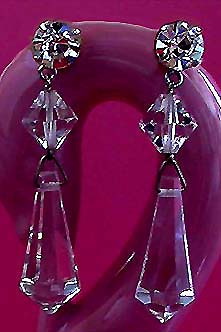 a beautiful vintage costume jewelry bridal necklaces