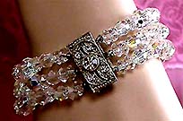 a beautiful vintage costume jewelry crystal rhinestone bracelet