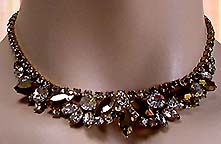 a beautiful vintage costume jewelry crystal rhinestone bracelet