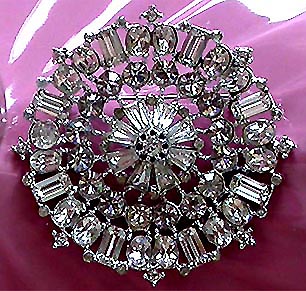 a beautiful vintage costume jewelry bridal brooch
