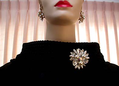 a beautiful vintage costume jewelry parure