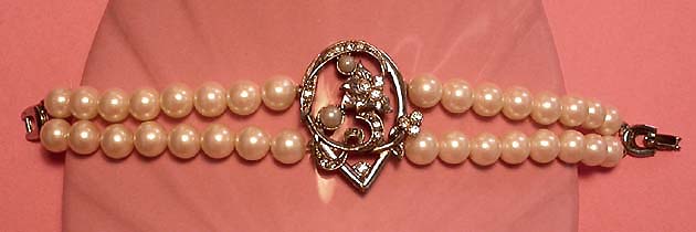 a beautiful vintage costume jewelry bridal bracelet