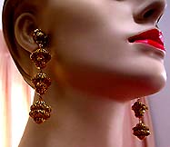a beautiful vintage costume jewelry Juliana earrings unsigned