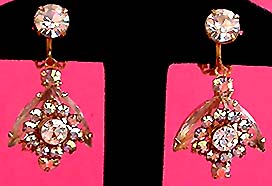 a beautiful vintage costume jewelry bridal necklaces