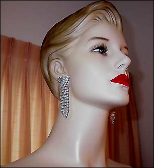 a beautiful vintage costume jewelry bridal necklaces