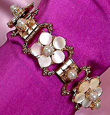 a beautiful vintage costume jewelry bridal necklaces