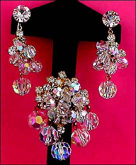 a beautiful vintage costume jewelry parure