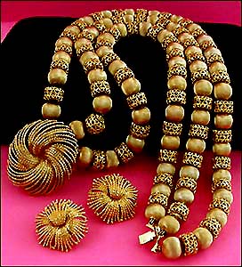 a beautiful vintage costume jewelry parure