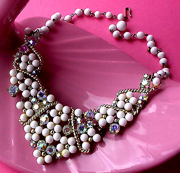 a beautiful vintage costume jewelry necklace