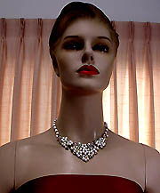 a beautiful vintage costume jewelry earrings unsigned