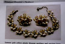 a beautiful vintage costume jewelry earrings unsigned