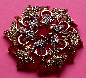 a beautiful vintage costume jewelry bridal brooch