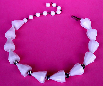 a beautiful vintage costume jewelry necklace