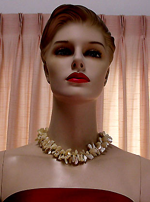 a beautiful vintage costume jewelry necklace