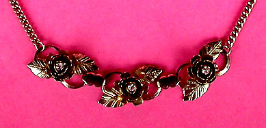 a beautiful vintage costume jewelry necklace