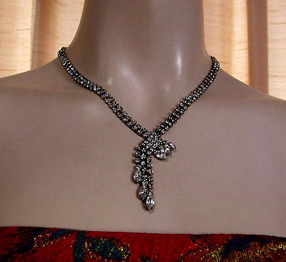a beautiful vintage costume jewelry necklace