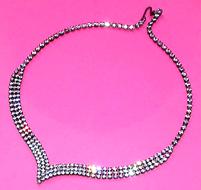 a beautiful vintage costume jewelry necklace