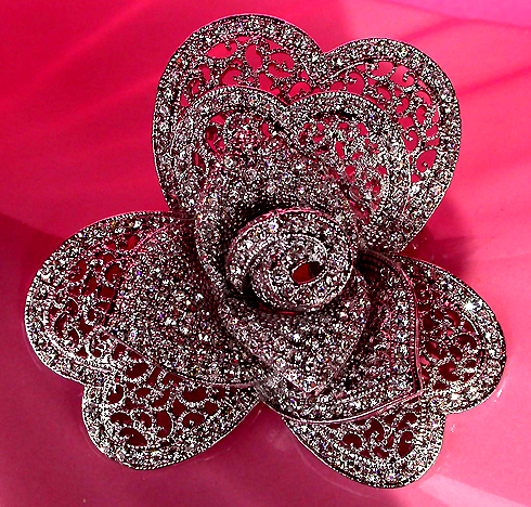 a beautiful vintage costume jewelry bridal brooch