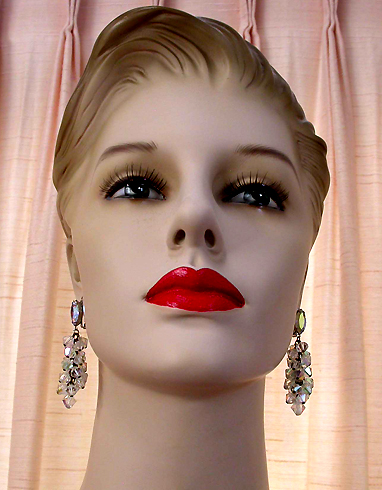 a beautiful vintage costume jewelry bridal necklaces