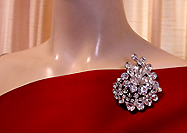 a beautiful vintage costume jewelry earrings unsigned