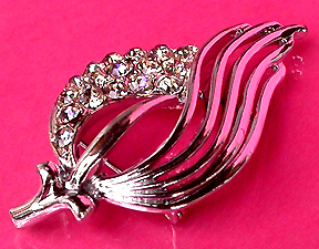 a beautiful vintage costume jewelry bridal brooch