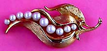 a beautiful vintage costume jewelry bridal brooch