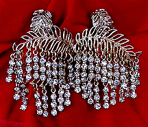 a beautiful vintage costume jewelry Juliana earrings unsigned