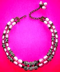 a beautiful vintage costume jewelry Hobe Bridal necklace unsigned