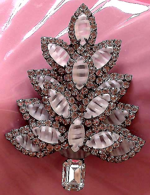 a beautiful vintage costume jewelry bridal necklaces