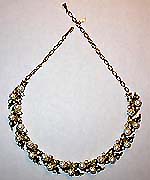 a beautiful vintage costume bridal jewelry necklace Sarah Coventry