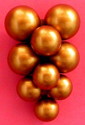a beautiful vintage costume jewelry brooch unsigned