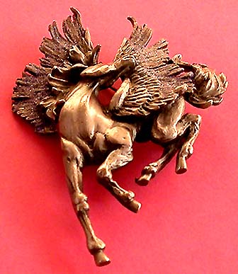 a beautiful vintage costume jewelry brooch unsigned