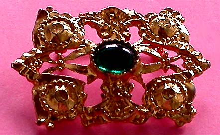 a beautiful vintage costume jewelry brooch unsigned