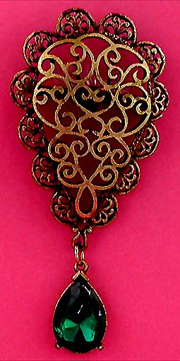 a beautiful vintage costume jewelry brooch unsigned