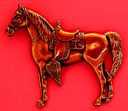 a beautiful vintage costume jewelry Brooch unsigned