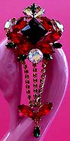 a beautiful vintage costume jewelry Brooch unsigned