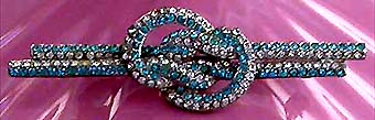 a beautiful vintage costume jewelry brooch unsigned