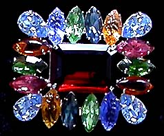 a beautiful vintage costume jewelry brooch unsigned