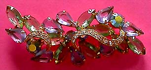 a beautiful vintage costume jewelry brooch unsigned